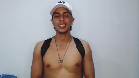 Snapshot of monkey_uchiha77 chatting on 11, 11, 2025 simon dice online show from 11, 11, 2025