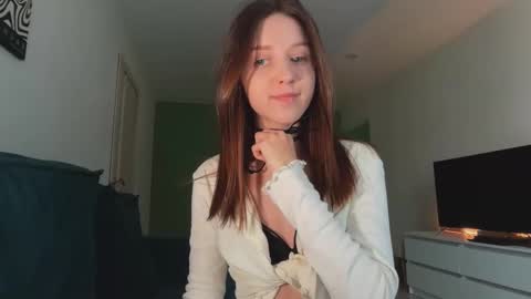 monnymoon online show from 5, 10, 2025