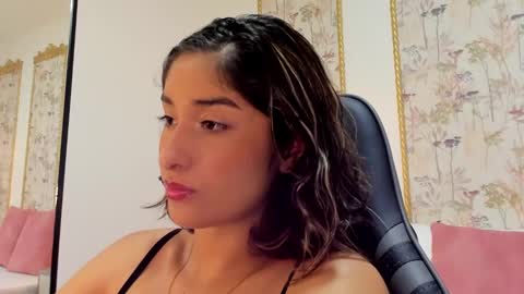 Snapshot of monserrat_blanco chatting on 25, 9, 2025 M O N S E online show from 25, 9, 2025