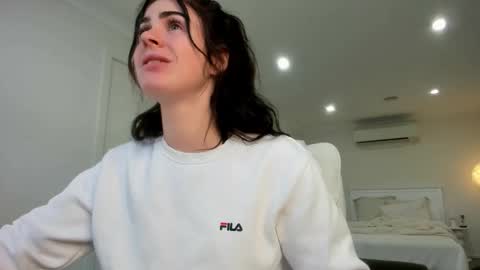 Snapshot of monslifex chatting on 28, 9, 2025 Mons life online show from 28, 9, 2025