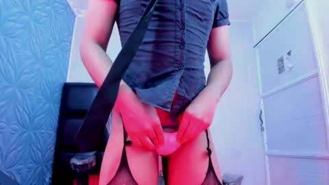 Snapshot of monthiee chatting on 9, 9, 2025 monthiee online show from 9, 9, 2025
