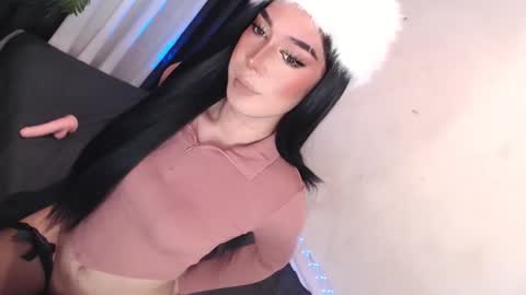 Snapshot of montrous_princessx chatting on 29, 1, 2025 Princess take me to private or password show online show from 29, 1, 2025