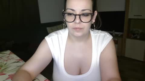 Monse online show from 6, 2, 2025