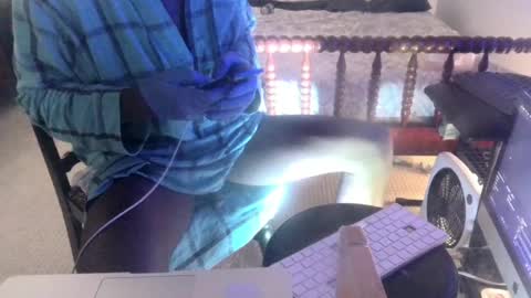 Snapshot of montydxxx2 chatting on 3, 6, 2026 montydxxx2 online show from 3, 6, 2026