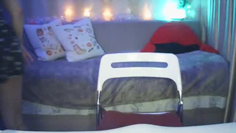 Snapshot of moodiemira chatting on 17, 1, 2026 moodiemira online show from 17, 1, 2026