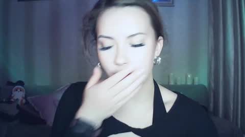 Snapshot of moodiemira chatting on 25, 2, 2026 moodiemira online show from 25, 2, 2026