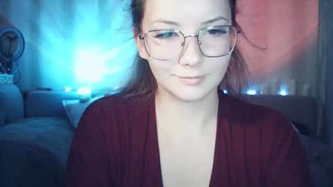 Snapshot of moodiemira chatting on 28, 2, 2026 moodiemira online show from 28, 2, 2026