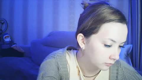 Snapshot of moodiemira chatting on 13, 3, 2026 moodiemira online show from 13, 3, 2026