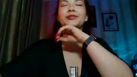 Snapshot of moodiemira chatting on 26, 5, 2026 moodiemira online show from 26, 5, 2026
