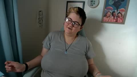 Moo Jay online show from 15, 12, 2025