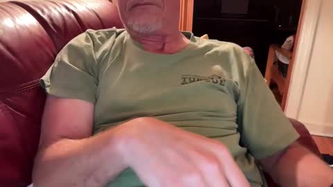 Snapshot of moon4music chatting on 25, 12, 2024 moon4music online show from 25, 12, 2024