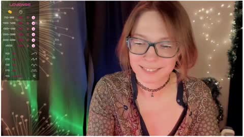 Snapshot of moon__girl chatting on 21, 12, 2024 Roxy online show from 21, 12, 2024