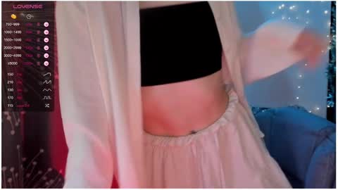 Snapshot of moon__girl chatting on 29, 12, 2024 Roxy online show from 29, 12, 2024