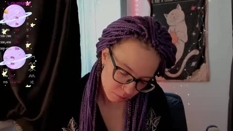 Snapshot of moon__girl chatting on 30, 9, 2025 Roxy online show from 30, 9, 2025