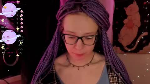 Snapshot of moon__girl chatting on 16, 10, 2025 Roxy online show from 16, 10, 2025