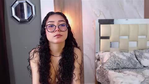 Snapshot of moon_and_fire_ chatting on 7, 2, 2026 moon_and_fire_ online show from 7, 2, 2026