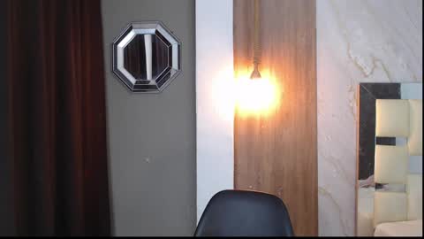 Snapshot of moon_and_fire_ chatting on 25, 4, 2026 moon_and_fire_ online show from 25, 4, 2026