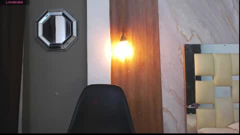 Snapshot of moon_and_fire_ chatting on 26, 4, 2026 moon_and_fire_ online show from 26, 4, 2026