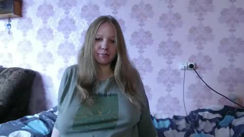 moon_linght000 online show from 31, 5, 2026