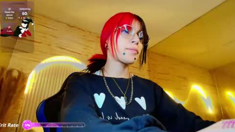 Snapshot of moon_red_r chatting on 10, 6, 2026 Moon online show from 10, 6, 2026
