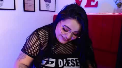 Snapshot of moon_sunflowers chatting on 27, 2, 2025 moon_sunflowers online show from 27, 2, 2025
