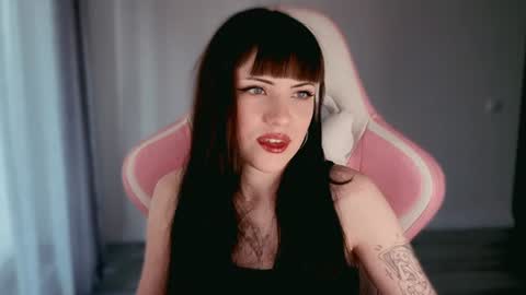  sophie  online show from 30, 6, 2026