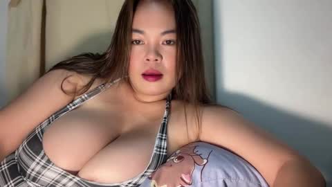 moona_luna21 online show from 3, 11, 2025