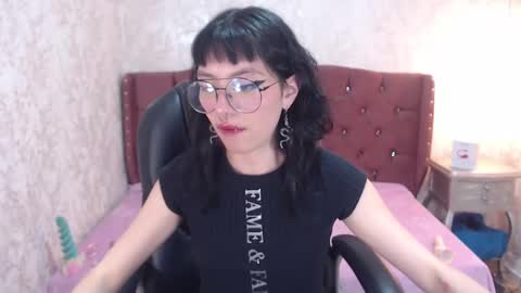 Snapshot of mooncharlotte chatting on 13, 12, 2024 Charlotte online show from 13, 12, 2024