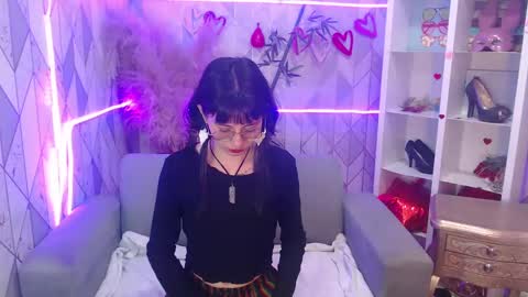 Snapshot of mooncharlotte chatting on 14, 10, 2025 Charlotte online show from 14, 10, 2025