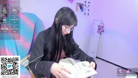 MOON  online show from 19, 9, 2025