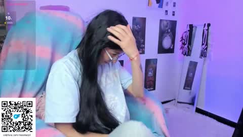 MOON  online show from 25, 10, 2025