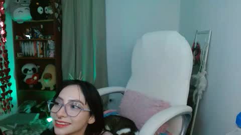 MOON  online show from 28, 5, 2026