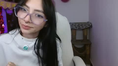 Snapshot of moonlady_ chatting on 1, 7, 2026 MOON online show from 1, 7, 2026