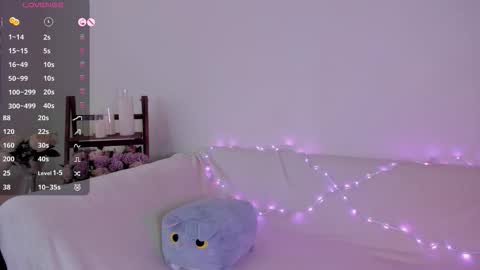 Snapshot of moonlight8_ chatting on 30, 9, 2025 LANA online show from 30, 9, 2025