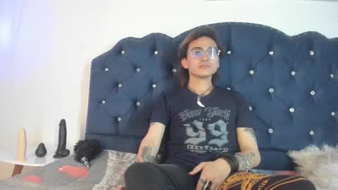 Moon online show from 4, 10, 2025