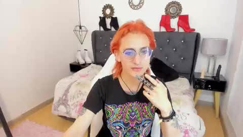 Moon online show from 19, 10, 2025