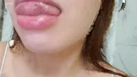 Snapshot of moonrose69 chatting on 18, 9, 2025 moonrose69 online show from 18, 9, 2025
