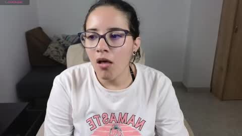 Snapshot of moonwoman_ chatting on 22, 5, 2026 Moon Woman online show from 22, 5, 2026