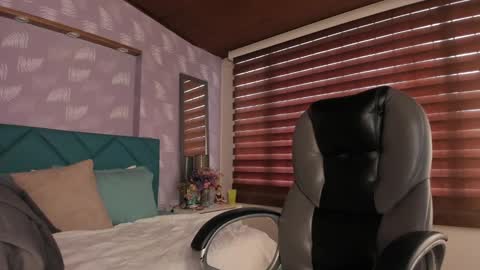 Snapshot of moony_14 chatting on 24, 1, 2025 Michelle online show from 24, 1, 2025