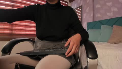Snapshot of moony_14 chatting on 24, 1, 2025 Michelle online show from 24, 1, 2025