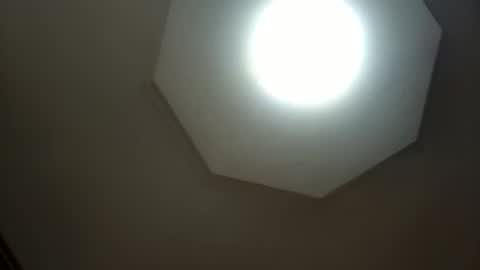 Snapshot of moos1 chatting on 28, 3, 2026 moos1 online show from 28, 3, 2026