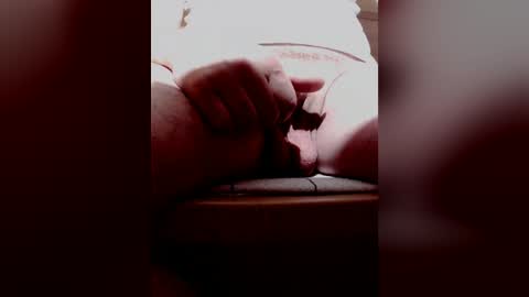 Snapshot of moos1 chatting on 12, 4, 2026 moos1 online show from 12, 4, 2026