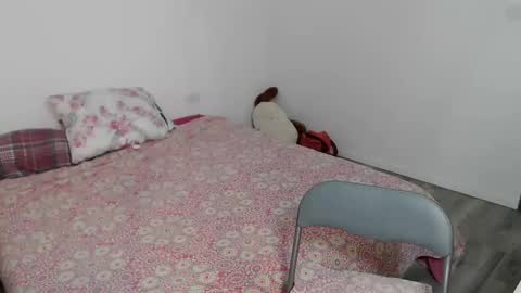 mora2414 online show from 10, 11, 2025