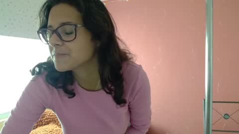 Snapshot of mora_haze chatting on 15, 1, 2025 Mora Haze 3 online show from 15, 1, 2025