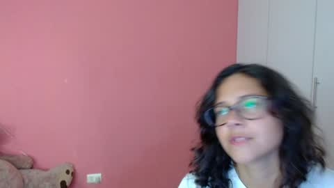 Snapshot of mora_haze chatting on 24, 1, 2025 Mora Haze 3 online show from 24, 1, 2025