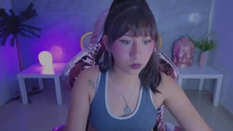 Mora  online show from 8, 4, 2026