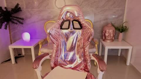 Mora  online show from 9, 4, 2026