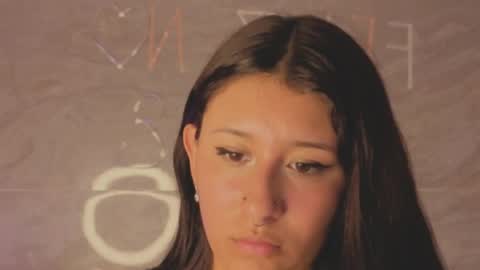 Mora  online show from 10, 4, 2026