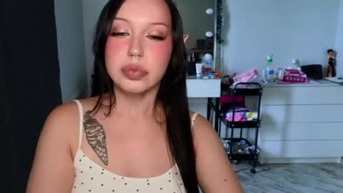 Snapshot of moranagoddess chatting on 24, 6, 2026 Morana follow my boosty online show from 24, 6, 2026
