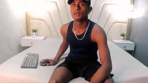 Snapshot of morenitodigno chatting on 9, 10, 2025 Mmorenito online show from 9, 10, 2025